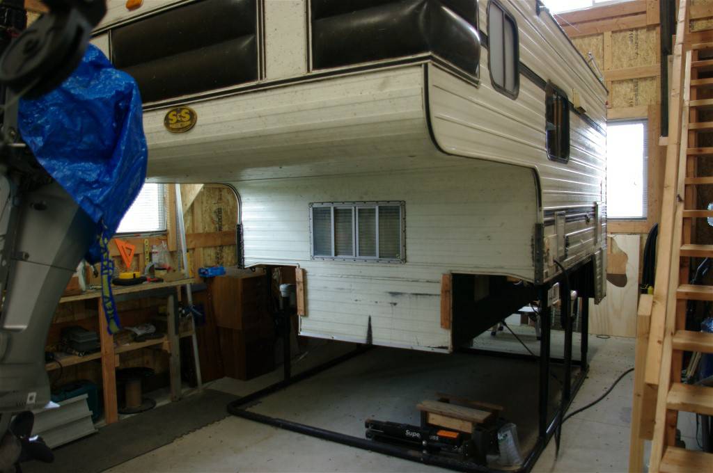 camper front view