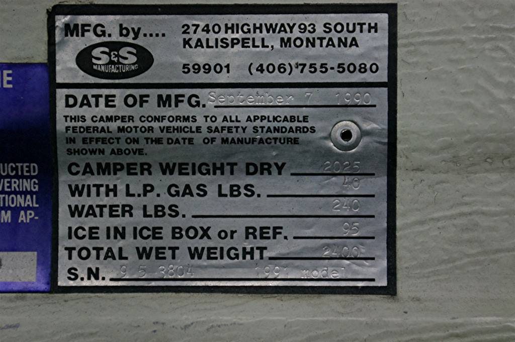 camper specification label